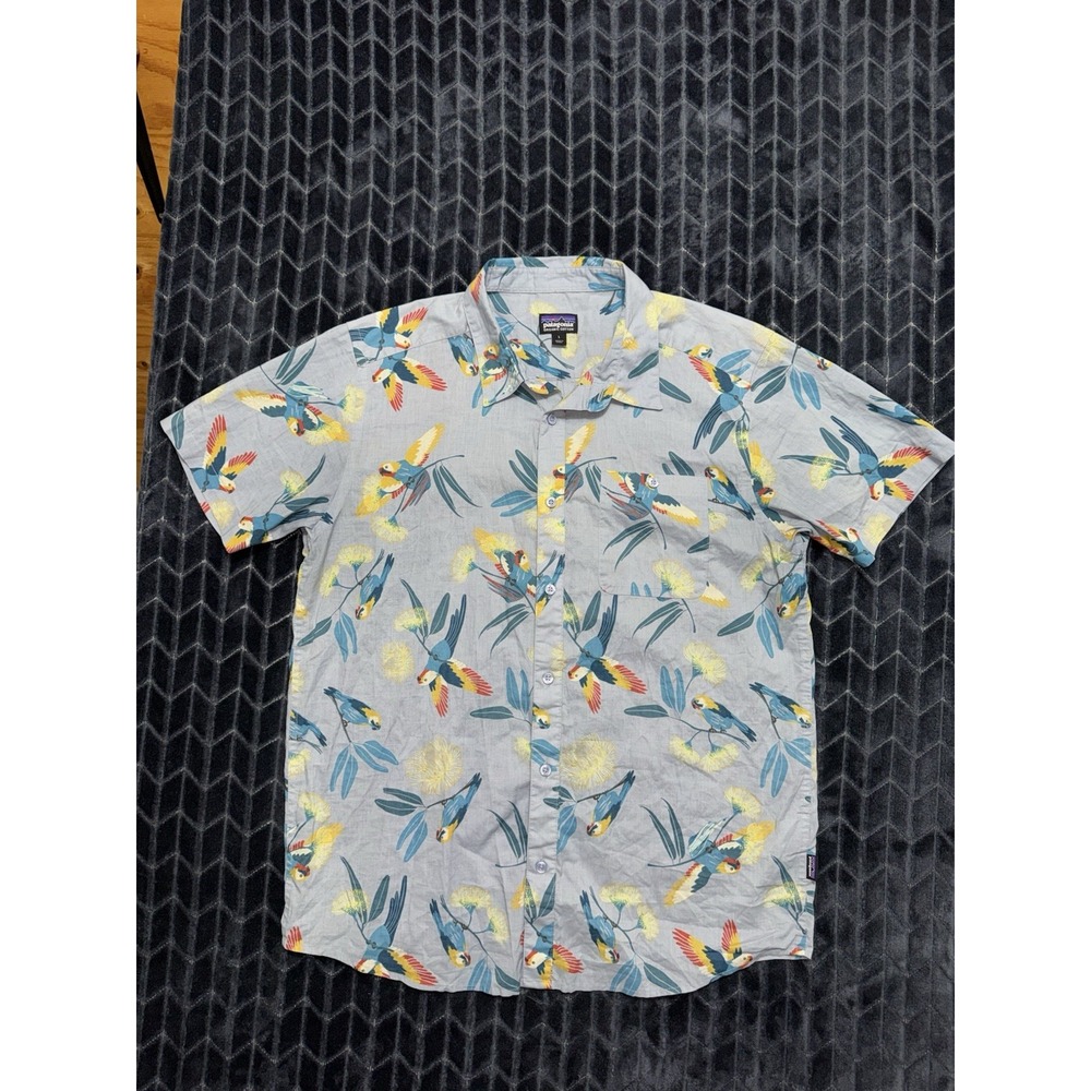 Patagonia Mens Blue Hawaiian Parrot Floral Organic Cotton Short Sleeve Shirt L